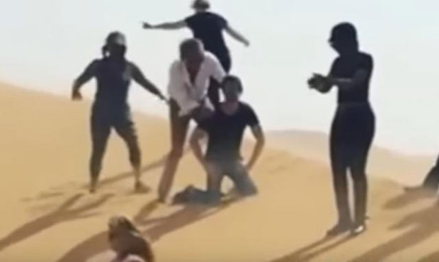 Род Стјуарт: Извините, нисам глумио исламисту!